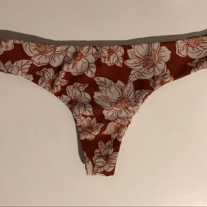 acacia ho’okipa bottoms in rust magnolia